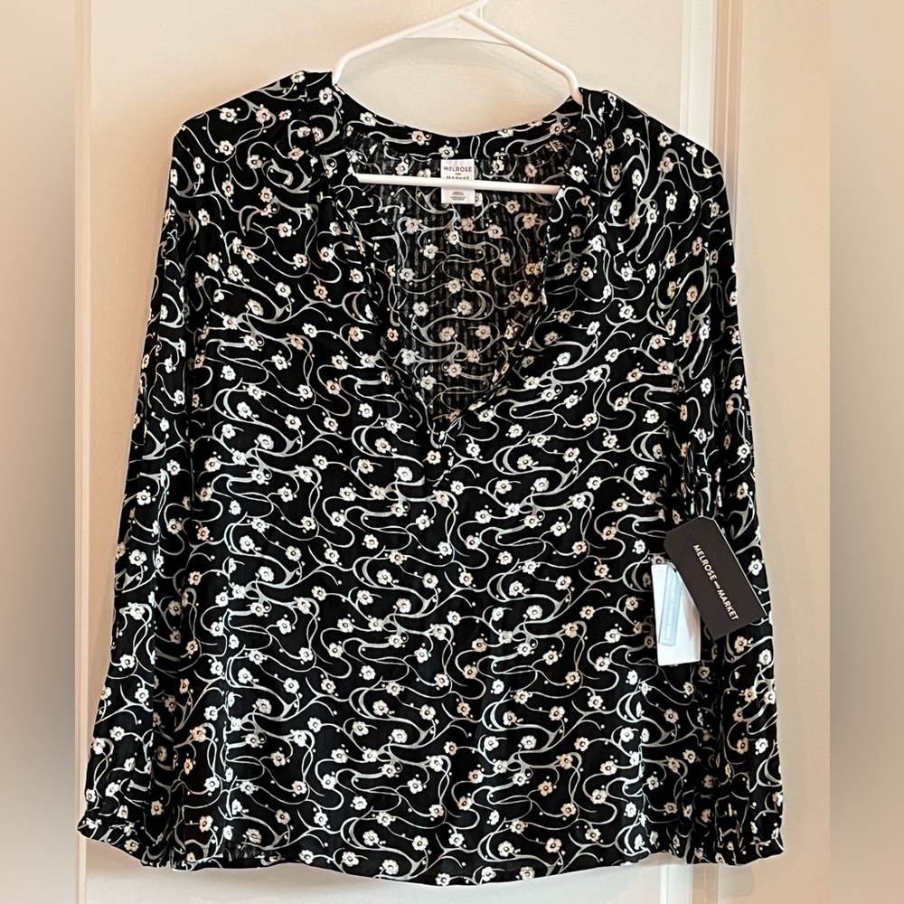 Beautiful Top by Melrose and Market. Nordstrom. Size Medium. Brand new!